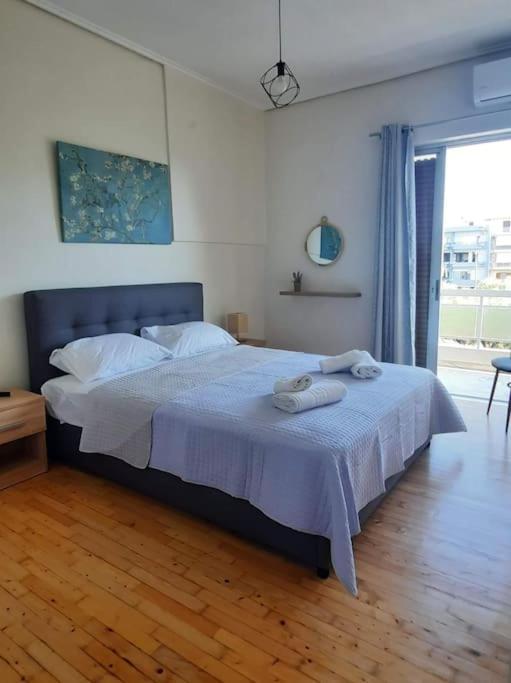 Comfort Apartment In The City Каламата Экстерьер фото