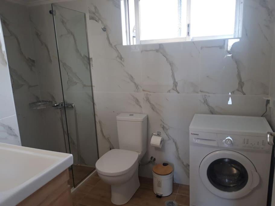 Comfort Apartment In The City Каламата Экстерьер фото