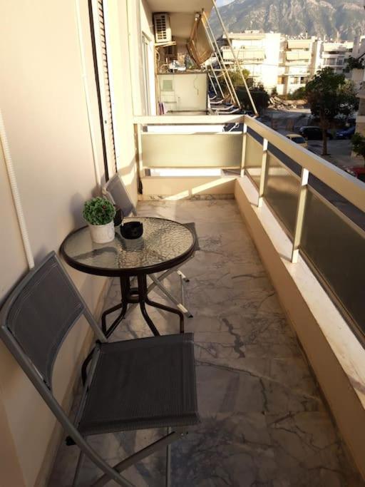 Comfort Apartment In The City Каламата Экстерьер фото