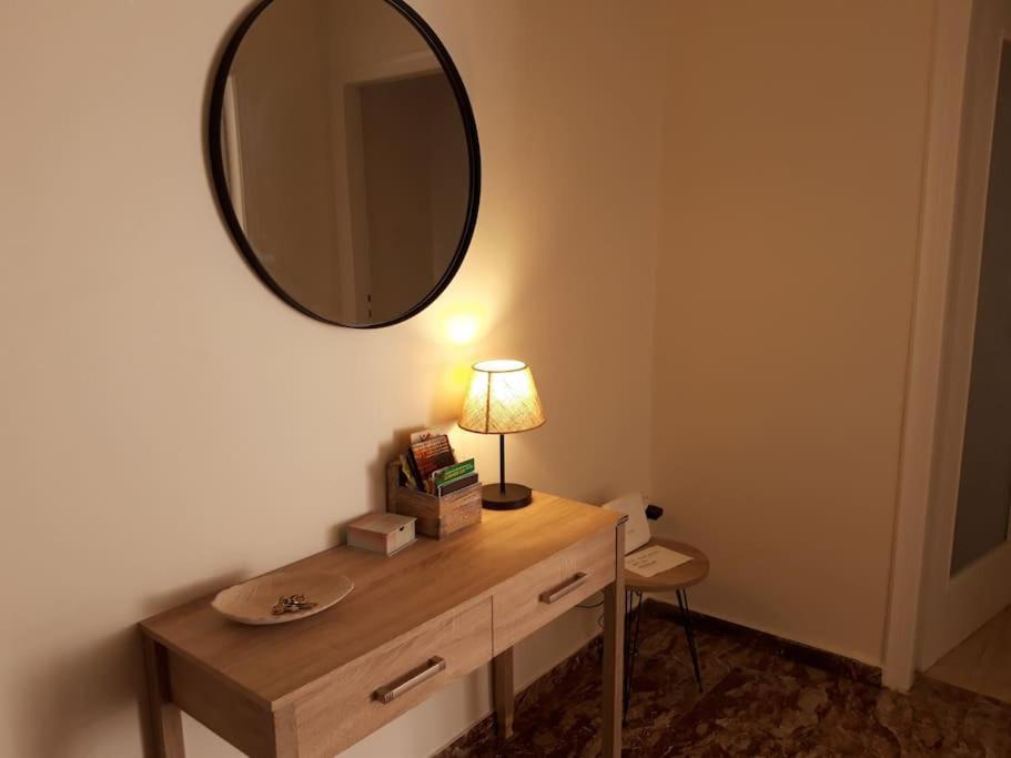 Comfort Apartment In The City Каламата Экстерьер фото