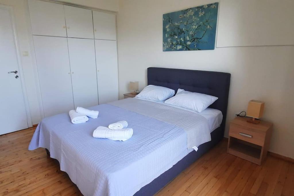 Comfort Apartment In The City Каламата Экстерьер фото